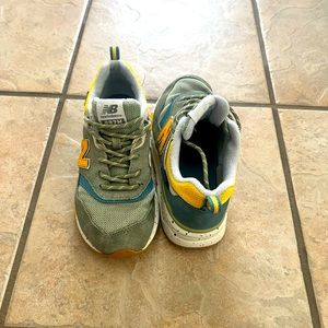 Youth size 3 new balance shoes